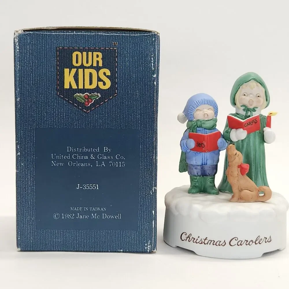 Vtg Christmas Carolers Dog Music Box Deck the Halls Signed Jane McDowell WORKS